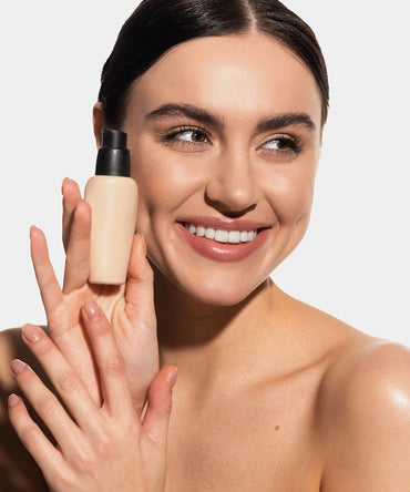 Glossy Flawless Matte Foundation